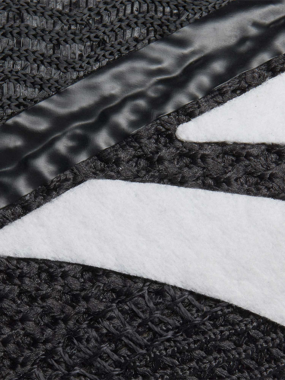 REEBOK Обувки HIIT TR 3