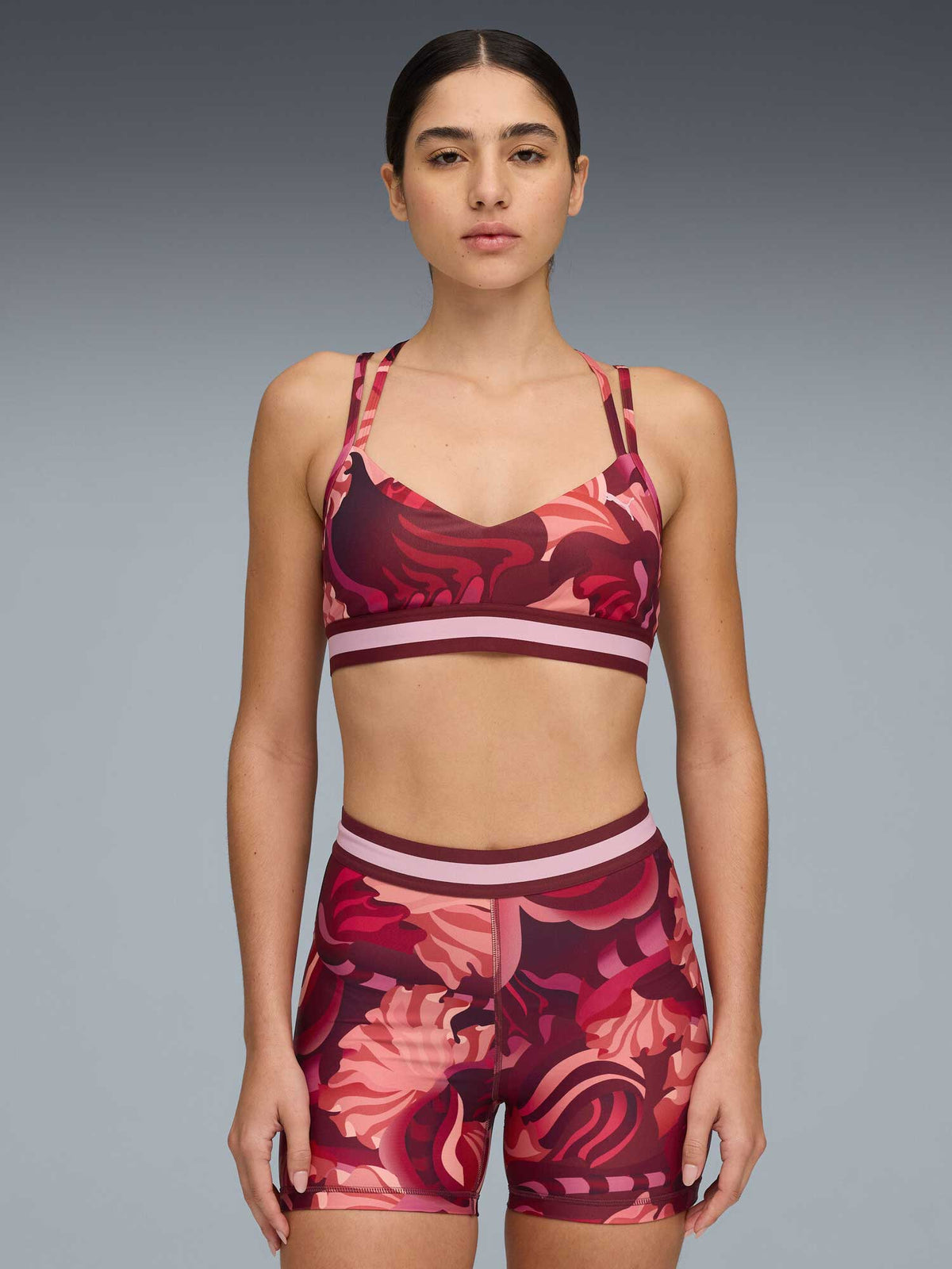 PUMA Спортен сутиен FLORAL RIBBON STRAPPY BRA - LOW